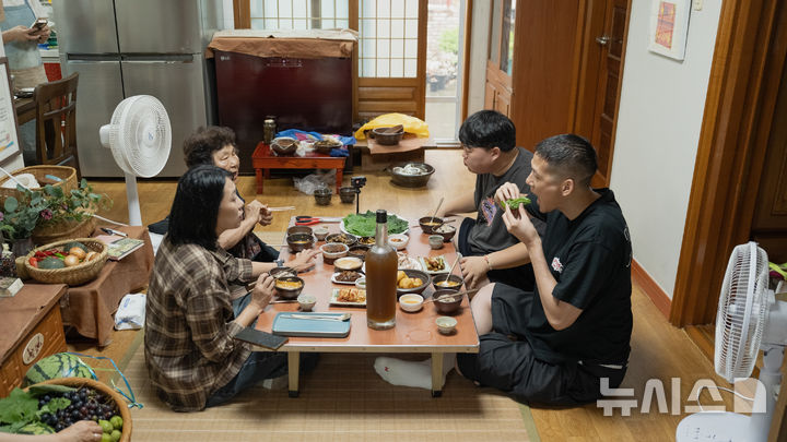 [제주=뉴시스] 제주 우정여행 영상 모습. (사진=제주관광공사 제공) photo@newsis.com *재판매 및 DB 금지