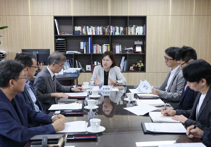 손화정 영종구청장과 인천도시공사 간담회. (사진=영종구 제공) 2026.09.16. photo@newsis.com *재판매 및 DB 금지