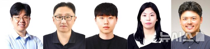 [포항=뉴시스] 포스텍 기계공학과 김진태·김석 교수 연구팀이 붙일 때 '착' 달라붙고, 뗄 때 쉽게 떨어지는 의료용 접착 패치를 개발했다. 사진 왼쪽부터 포스텍 기계공학과 김진태·김석 교수, 통합 과정 김우현·정혜인씨, 미국 텍사스텍대 손창희 교수. (사진=포스텍 제공) 2026.09.16. photo@newsis.com