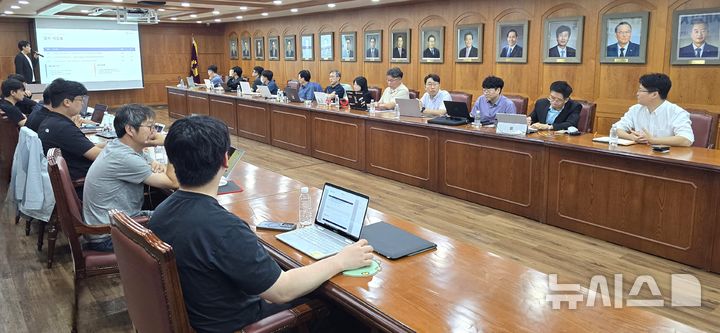 [포항=뉴시스] 포항상공회의소 생성형 AI 실무, 브랜드 마케팅 교육. (사진=포항상의 제공) 2026.09.16.