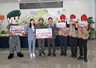 [논산=뉴시스]논산시 대표 '육군병장팀'이 전주 농촌인적자원개발센터에서 열린 '제2회 여성농업인 농기계 챌린지'에서 동상을 수상했다. 2026.09.16 photo@newsis.com *재판매 및 DB 금지
