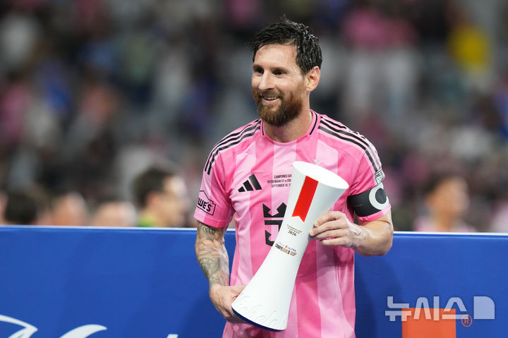 [마이애미=AP/뉴시스] 미국 프로축구 메이저리그사커(MLS) 인터 마이애미의 리오넬 메시, 2026 캄페오네스컵 우승. 2026.09.16.