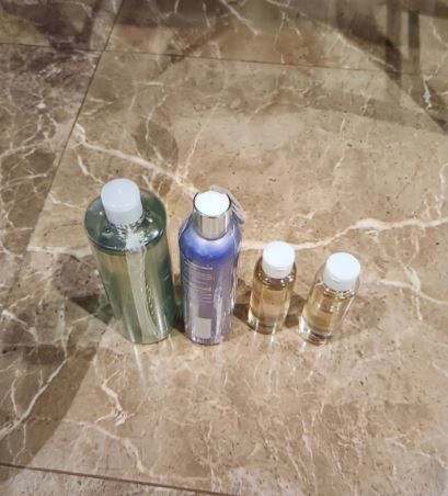 [서울=뉴시스]이들은 해바라기씨 봉투나 과자 상자, 화장품 용기 등에 마약류를 숨기거나 신체에 은닉하는 등 다양한 수법을 이용해 국내로 들여온 것으로 조사됐다.(사진제공=서울경찰청 마약범죄수사대) 2026.09.17 photo@newsis.com *재판매 및 DB 금지