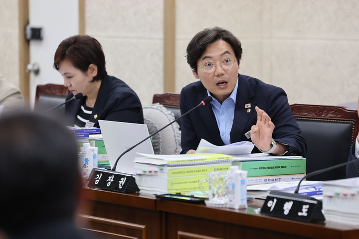 [전남광주=뉴시스] 전남광주통합특별시의회 교육청예산결산특별위원회 김장권 의원. (사진 = 통합특별시의회 제공). 2026.09.17. photo@newsis.com *재판매 및 DB 금지