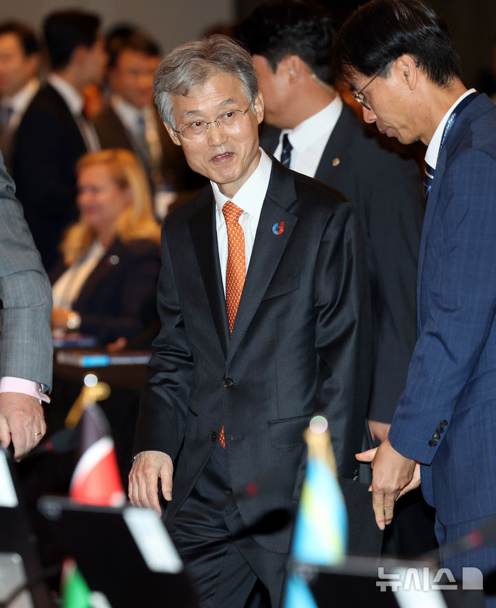 [서울=뉴시스] 박영태 기자 = 조희대 대법원장이 17일 오전 서울 용산구 그랜드 하얏트 서울에서 열린 제20차 아시아·태평양 대법원장 회의에 참석하고 있다. 2026.09.17. since1999@newsis.com