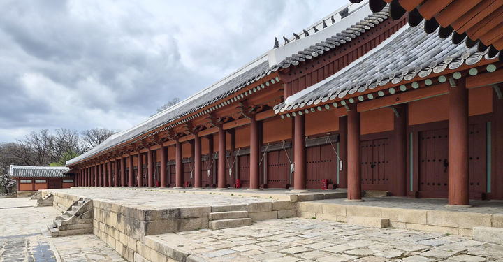 [서울=뉴시스] 석간주 가칠 단청이 적용된 종묘 정전 (사진=국가유산청 제공) 2026.09.18. photo@newsis.com *재판매 및 DB 금지