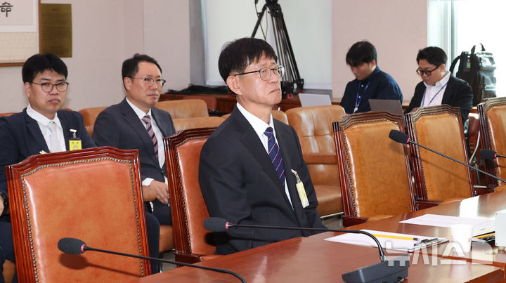 [서울=뉴시스] 최진석 기자 = 최길수 특별감찰관 후보가 18일 여의도 국회에서 열린 제439회 국회(정기회) 법제사법위원회 제6차 전체회의 특별감찰관 후보자(최길수) 인사청문회에 출석해 있다. 2026.09.18. myjs@newsis.com