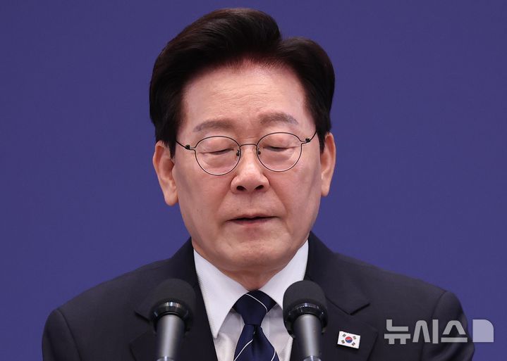 [서울=뉴시스] 김진아 기자 = 이재명 대통령이 지난 18일 청와대 영빈관에서 열린 기자회견 '국민의 뜻, 국민의 삶 더 살피겠습니다'에서 발언하고 있다. 2026.09.20. bluesoda@newsis.com