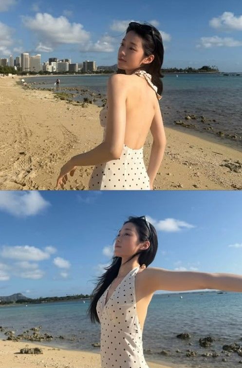 [서울=뉴시스] 배우 노윤서가 해변에서 파격적인 홀터넥 원피스를 입은 모습을 공개했다. (사진=노윤서 인스타그램 캡처)