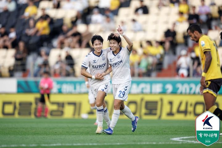 [서울=뉴시스] 프로축구 K리그2 수원FC의 최기윤. (사진=한국프로축구연맹 제공) 2026.09.19. photo@newsis.com *재판매 및 DB 금지