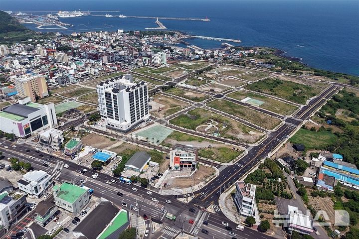 [제주=뉴시스] 화북상업지역 현장 전경. (사진=제주시 제공) photo@newsis.com *재판매 및 DB 금지