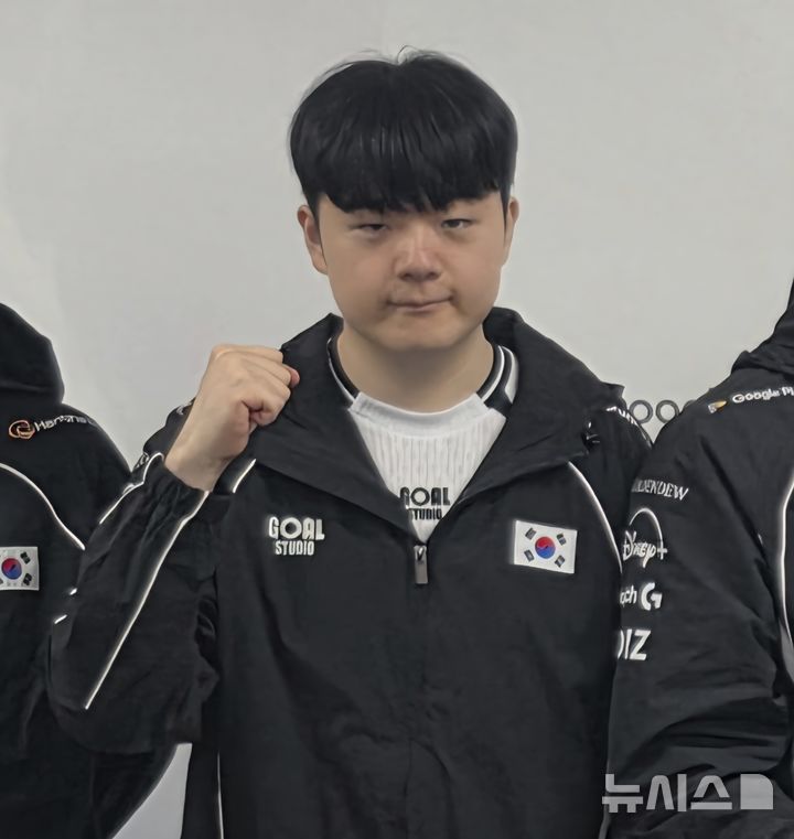 [부산=뉴시스]오동현 기자 = 리그 오브 레전드(LoL) 국가대표 정글러 '캐니언' 김건부가 '2026 아이치·나고야 아시안게임' 금메달을 향한 자신감을 내비쳤다. 김건부는 19일 부산에서 열린 LoL 국가대표 평가전에 출전해 미국을 세트스코어 3:0으로 꺾는데 일조했다. odong85@newsis.com 