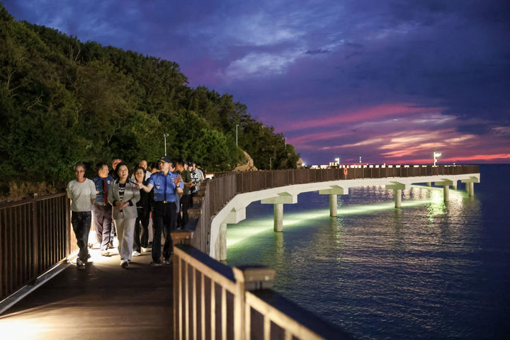 을왕리 문화탐방로 해안데크길. (사진=영종구 제공) 2026.09.21. photo@newsis.com *재판매 및 DB 금지