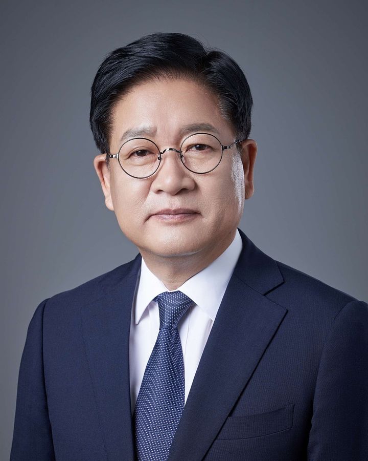 [울산=뉴시스] 한국경영대상 CEO-제조품질 부문 2년 연속 대상을 받은 권명호 한국동서발전 사장. (사진=한국동서발전 제공) 2026.09.21. photo@newsis.com *재판매 및 DB 금지