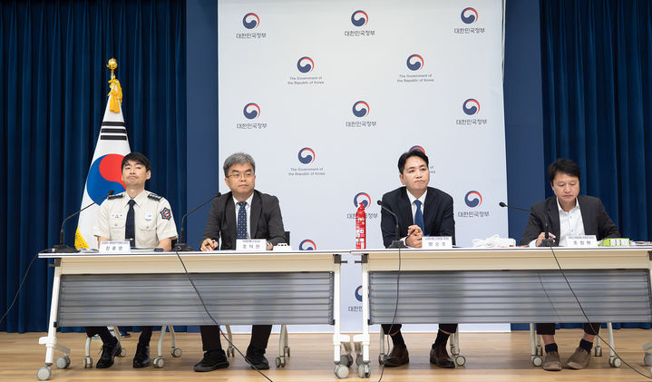 [세종=뉴시스] 정부가 22일 관계부처 합동으로 이 같은 내용의 '노후주택 화재안전 관리 강화 대책'을 발표했다. (사진=행안부). *재판매 및 DB 금지
