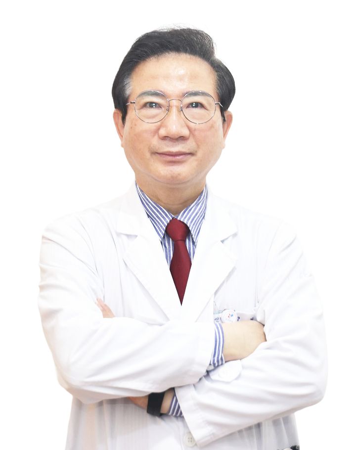 [청주=뉴시스] 33대 대한적십자사 충북지사 회장에 오창진 정산의료재단 효성병원 이사장이 선출됐다. (사진=적십자사 충북지사 제공) *재판매 및 DB 금지
