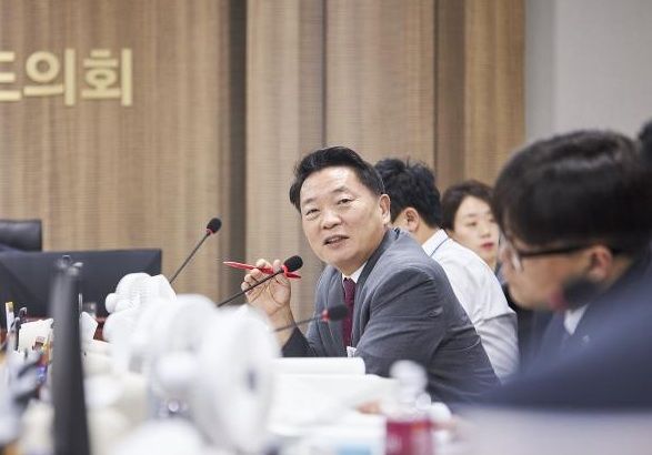 [수원=뉴시스] 9월7일 경기도의회 제393회 임시회 제1차 미래과학협력위원회 회의에서 발언하는 방성환 의원. (사진=경기도의회 제공) 2026.099.26. photo@newsis.com *재판매 및 DB 금지