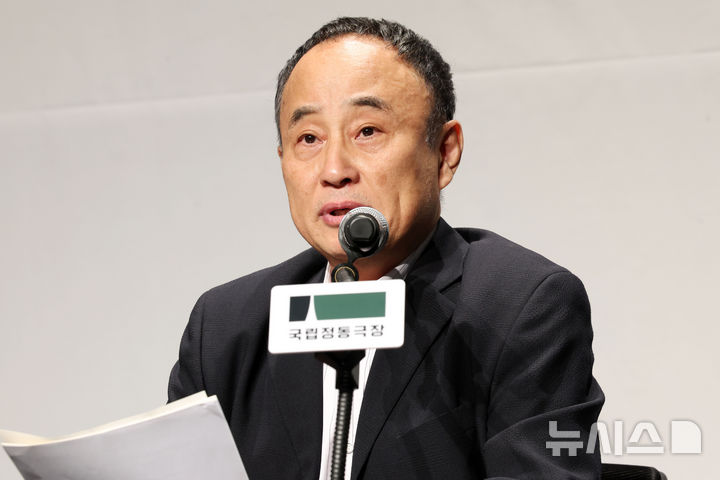 [서울=뉴시스] 박진희 기자 = 서승만 국립정동극장 대표이사가 22일 서울 중구 국립정동극장 세실에서 취임 소감 및 운영 방향과 비전 발표을 발표하고 있다. 2026.09.22. pak7130@newsis.com
