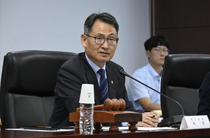 [서울=뉴시스] 사진은 허장 재정경제부 차관이 지난달 22일 서울 종로구 무역보험공사에서 '2026년 제4차 조달정책심의위원회'를 주재하고 있는 모습. (사진=재정경제부 제공) 2026.09.22. photo@newsis.com *재판매 및 DB 금지