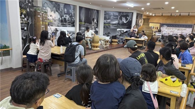 [울산=뉴시스] 울산 울주군은 국가유산청이 주관한 '내년 우리고장 국가유산 활용사업' 공모에 '외고산 옹기장(甕器匠)! 시간의 맛을 선물하다' 사업이 5년 연속 선정됐다고 23일 밝혔다. (사진=울주군 제공) 2026.09.23. photo@newsis.com *재판매 및 DB 금지