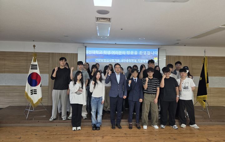 [대전=뉴시스] 현장체험 기념촬영. (사진=대전대 제공) 2026.09.23. photo@newsis.com *재판매 및 DB 금지