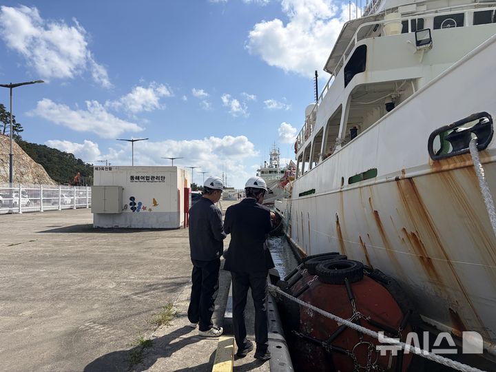 [서울=뉴시스] 남동해 국가어항 8개항 유지보수.