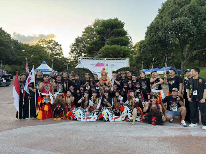 [진주=뉴시스]진주세계민속예술비엔날레.(사진=진주문화관광재단 제공).2026.09.26.photo@newsis.com *재판매 및 DB 금지