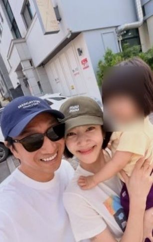 [서울=뉴시스] 가수 겸 배우 손담비가 추석 일상을 공개했다. (사진=인스타그램) 2026.09.27. photo@newsis.com *재판매 및 DB 금지