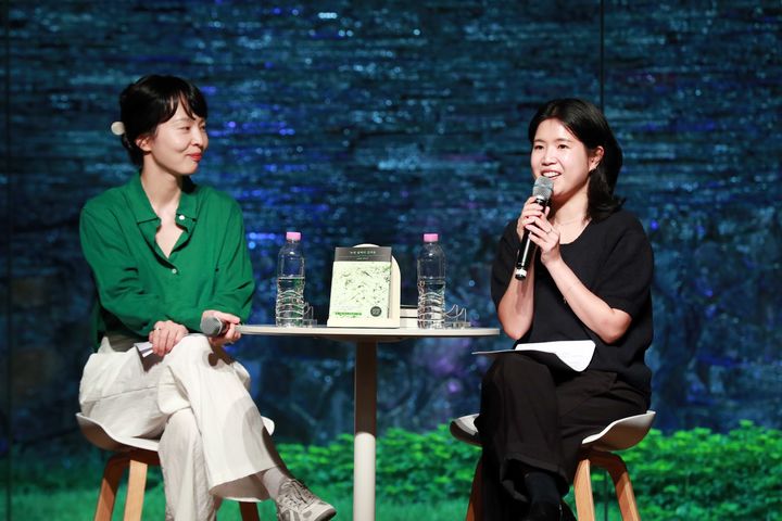 [서울=뉴시스] 지난 28일 서울 종로구 교보생명 대산홀에서 조예은 작가의 장편소설 '녹색 절벽의 신자들' 북토크가 열렸다. (사진=kt 밀리의서재 제공) 2026.09.29. photo@newsis.com *재판매 및 DB 금지