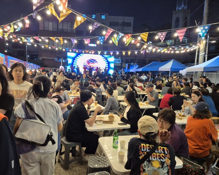 [서울=뉴시스] 야간·음식문화 활성화 행사 예시 사진. (사진=서울시 제공) photo@newsis.com *재판매 및 DB 금지