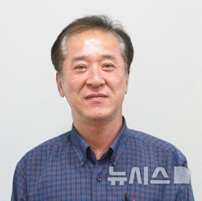 [인천=뉴시스] 한국카툰협회 제6대 회장으로 선출된 성문기 한국만화영상진흥원 이사. (사진=한국만화영상진흥원 제공) 2026.09.29. photo@newsis.com