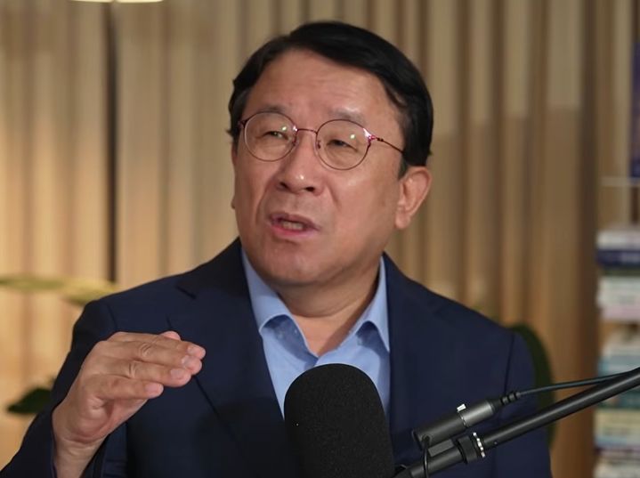 [서울=뉴시스]남석관 베스트인컴 회장.(사진=유튜브 와이스트릿 캡처)2026.09.29.