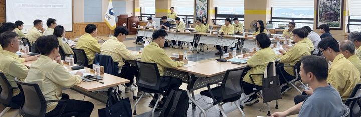 [대전=뉴시스] 29일 정부대전청사에서 열린 소나무재선충병 방제전략 마련 대책회의 모습.(사진=산림청 제공) *재판매 및 DB 금지
