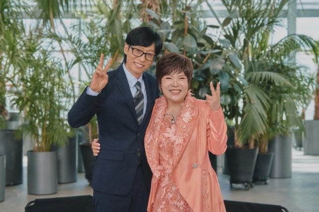 [서울=뉴시스] 30일 오후 8시45분 방송하는 tvN '유 퀴즈 온 더 블럭'에는 데뷔 52주년을 맞은 김연자가 출연한다. (사진=tvN) 2026.09.30. photo@newsis.com *재판매 및 DB 금지