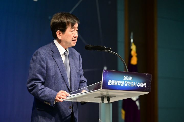 [부산=뉴시스] SNT그룹 최평규 회장. (사진=SNT그룹 제공) 2026.09.30. photo@newsis.com *재판매 및 DB 금지