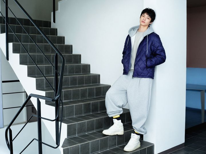 에잇세컨즈 경량 패딩 *재판매 및 DB 금지