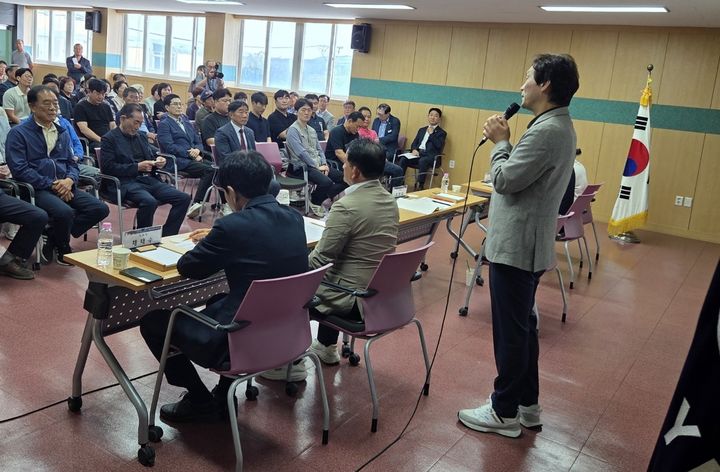 조현일 경산시장, 1일 남산면사무소에서 주민대화 인사 (사진=경산시 제공) *재판매 및 DB 금지