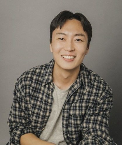 [서울=뉴시스] 연극 '내게 빛나는 모든 것'에 출연하는 배우 노재원. (사진 = 석영 제공) 2026.10.02. photo@newsis.com *재판매 및 DB 금지