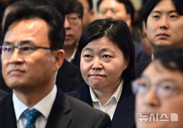 [서울=뉴시스] 박주성 기자 = 임은정 광주중수청장이 2일 서울 중구 르네스퀘어에서 열린 중대범죄수사청 개청식에 참석해 자리하고 있다. (공동취재). 2026.10.02. photo@newsis.com