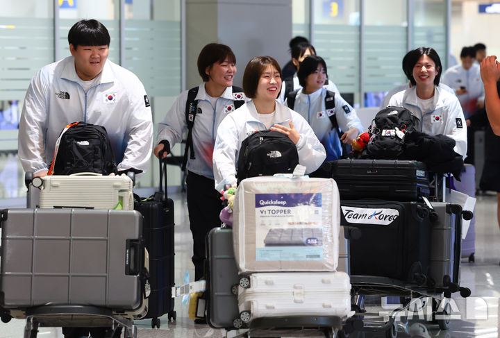 associate_pic3