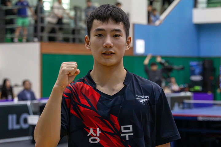 [서울=뉴시스] '2026 ILC 프로탁구리그 시리즈4 IN 제주시 조천읍' 남자 단식에서 우승한 길민석. (사진=한국프로탁구연맹 제공)