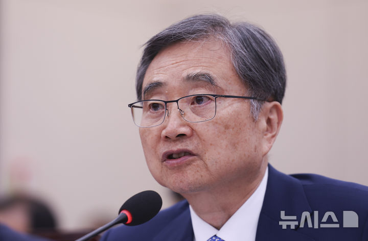 [서울=뉴시스] 김근수 기자 = 조현 외교부 장관이 6일 오후 서울 여의도 국회에서 열린 외교통일위원회 국정감사에서 질의에 답하고 있다. 2026.10.06. ks@newsis.com