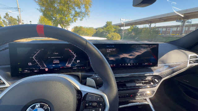 [서울=뉴시스] 김민성 기자 = BMW M340i 주행 모드를 바꾸자 실내 디스플레이의 인터페이스가 변화했다. kms@newsis.com. *재판매 및 DB 금지