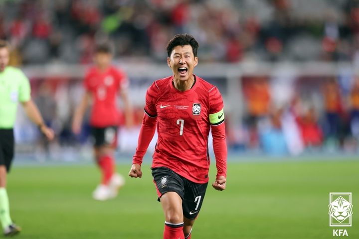 [서울=뉴시스]축구대표팀 주장 손흥민. (사진=대한축구협회 제공)