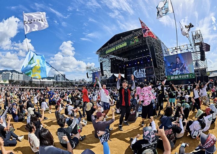 [부산=뉴시스] 부산국제록페스티벌. (사진 = 인스타그램 캡처) 2026.10.10. photo@newsis.com *재판매 및 DB 금지
