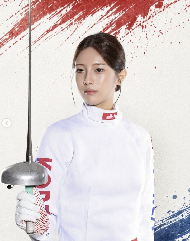 [서울=뉴시스] 여자 펜싱 국가대표 양승혜 선수가 뛰어난 외모와 실력으로 아시아 전체의 이목을 집중시켰다. (사진 : 양승혜 SNS 캡처) *재판매 및 DB 금지