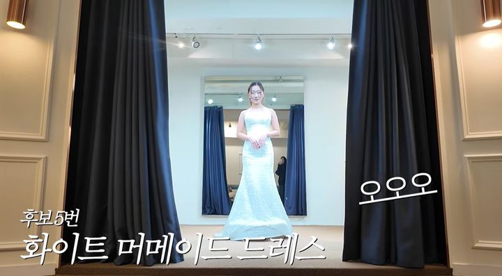 [서울=뉴시스] 배우 박경혜가 5일 만에 2㎏을 감량했다고 밝힌 가운데, 순백의 드레스를 입고 늘씬한 실루엣과 우아한 자태를 뽐냈다. (사진=유튜브 채널 '경혜볼래' 캡처)