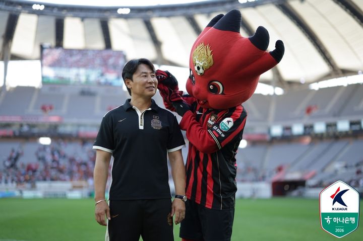 [서울=뉴시스] 프로축구 K리그1 FC서울의 김기동 감독. (사진=한국프로축구연맹 제공) *재판매 및 DB 금지