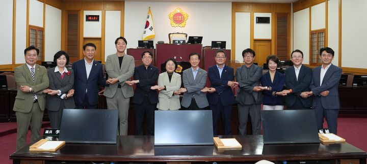 [대구=뉴시스] 대구 수성구의회는 제10대 전반기 확대의장단이 대구시의회와 지역 현안 및 의정활동 협력 방안을 논의했다. (사진 = 대구 수성구의회 제공) 2026.10.13. photo@newsis.com *재판매 및 DB 금지