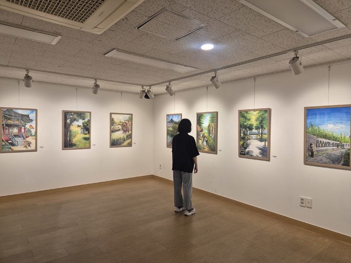 [부산=뉴시스] 부산시민공원 갤러리2 전시장 전경 (사진=부산시설공단 제공) 2026.10.13. photo@newsis.com *재판매 및 DB 금지